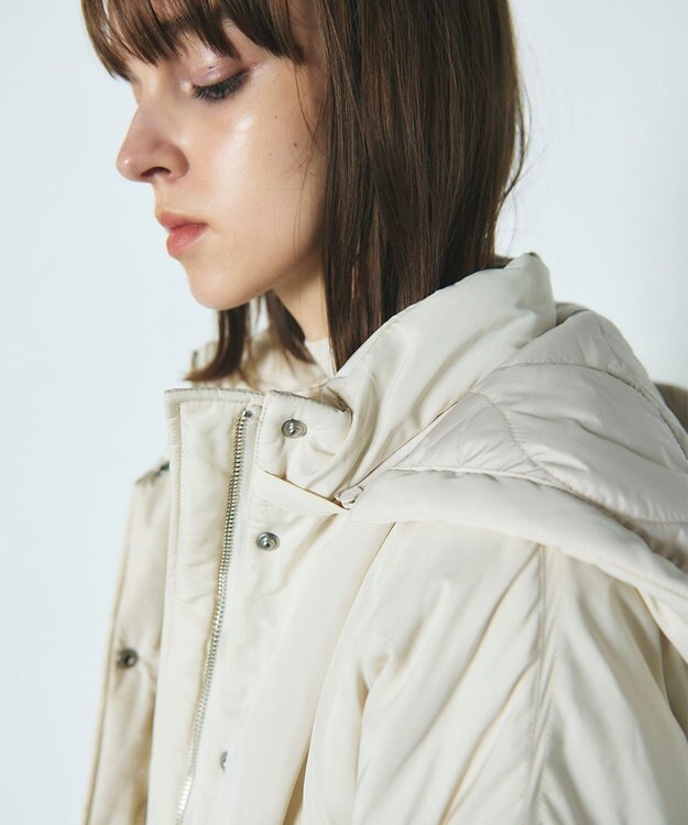 GRACE CONTINENTAL ボリュームハーフコート ホワイト