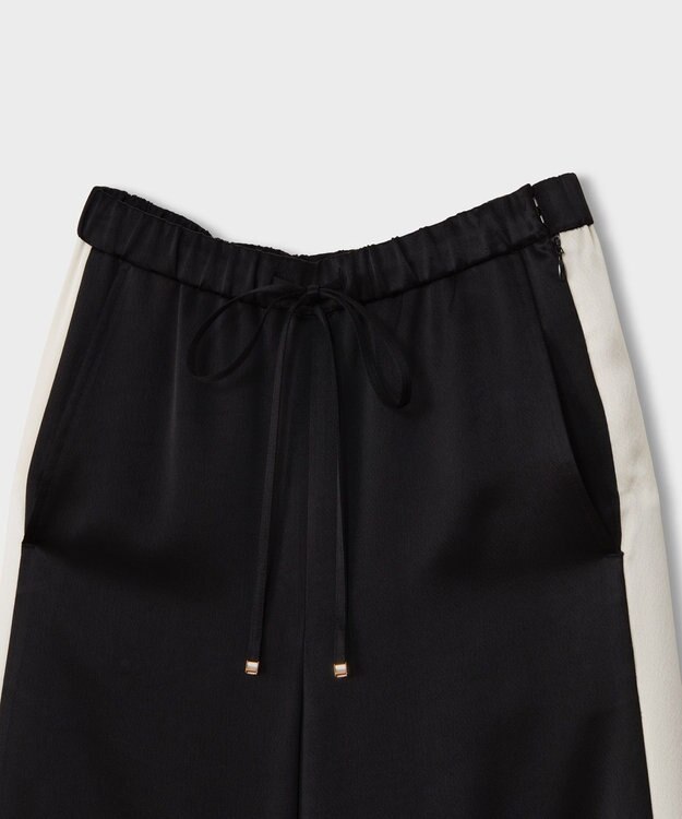 GRACE CONTINENTAL サテンラインイージーパンツ ブラック