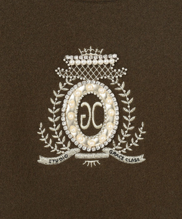 GRACE CONTINENTAL エンブレム刺繍ニットトップ カーキ