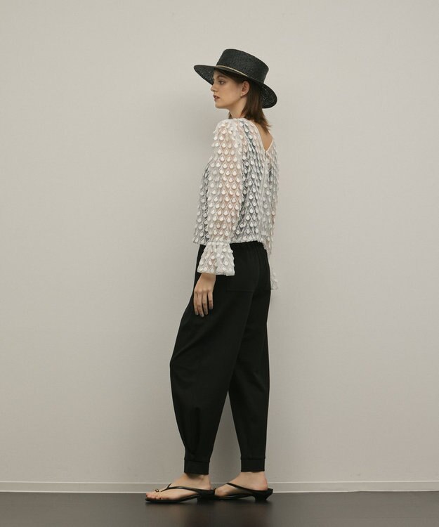 GRACE CONTINENTAL ポンチイージーパンツ ブラック