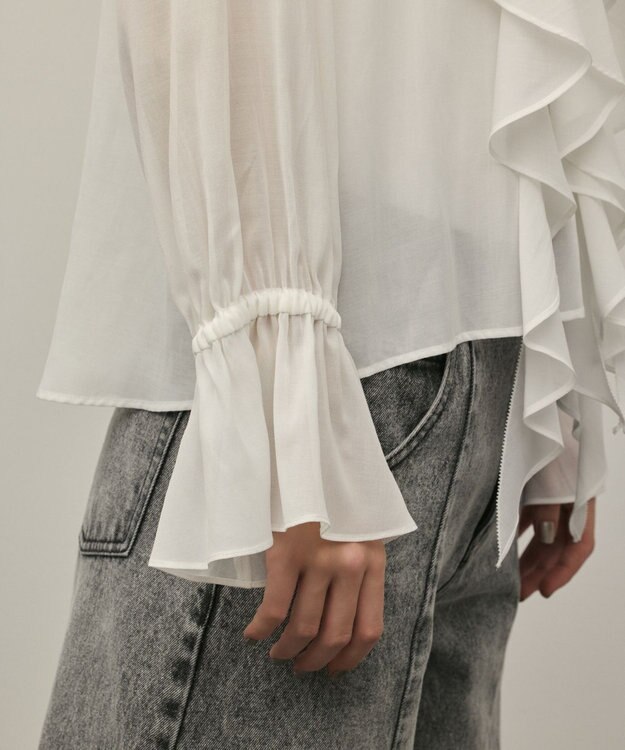 GRACE CONTINENTAL フリルブラウス ホワイト