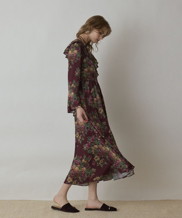 GRACE CONTINENTAL ボタニカルベリープリントワンピース ボルドー