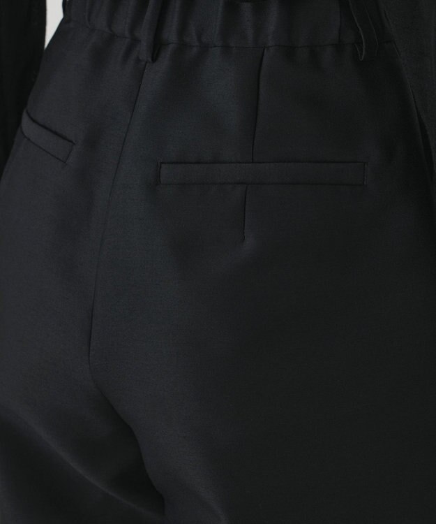 GRACE CONTINENTAL ウールシルクハーフパンツ ブラック