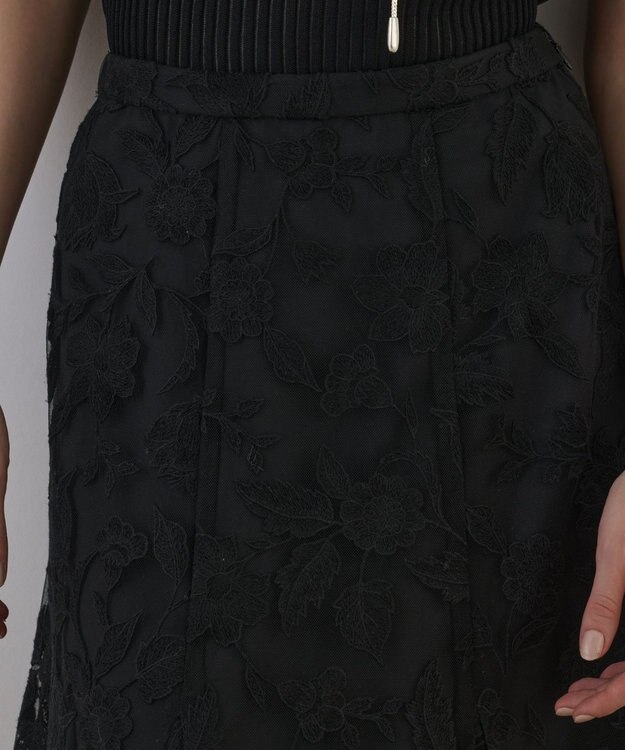 GRACE CONTINENTAL エンブロイダリーフレアスカート ブラック