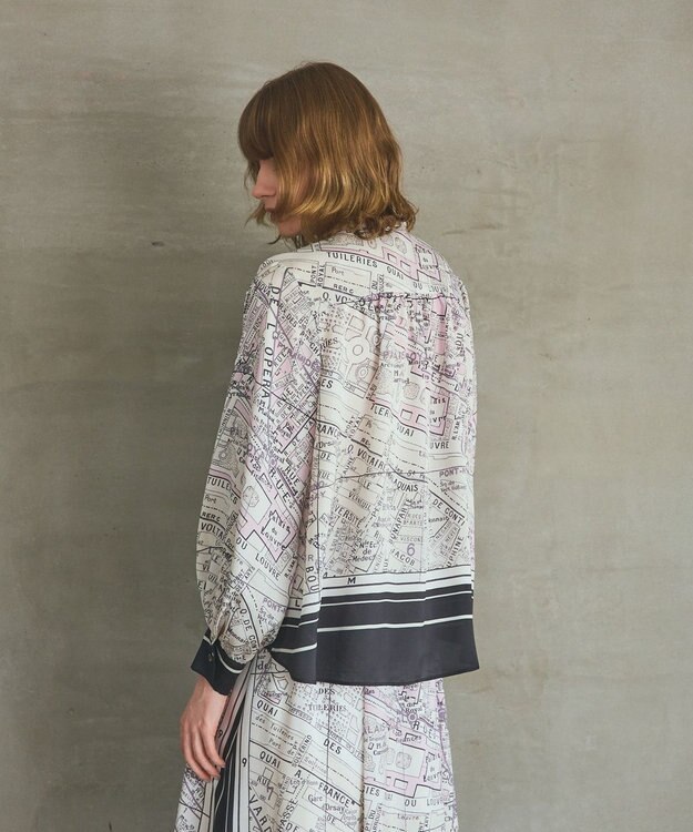 GRACE CONTINENTAL パリスカーフプリントブラウス ブラック