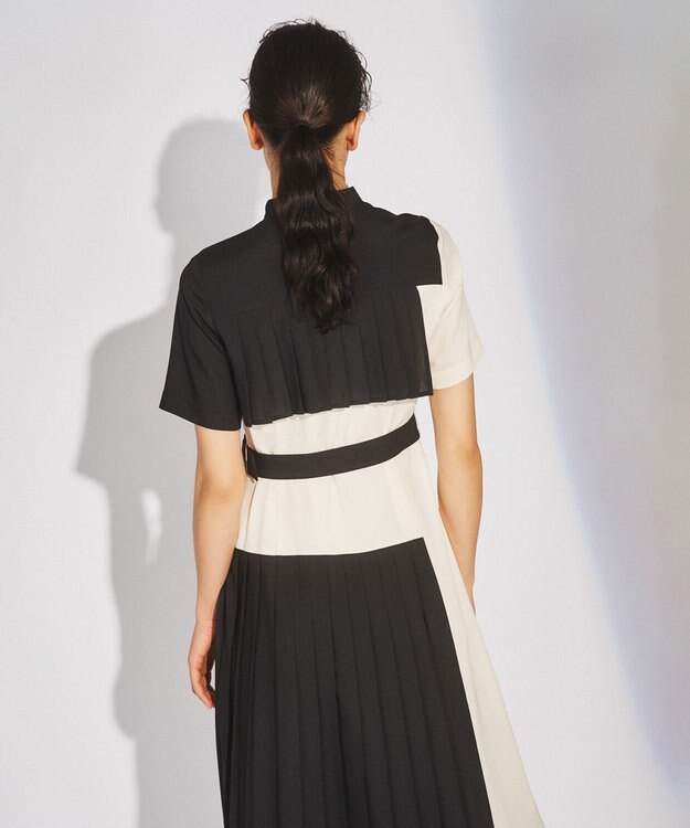 GRACE CONTINENTAL プリーツ配色ワンピース ブラック