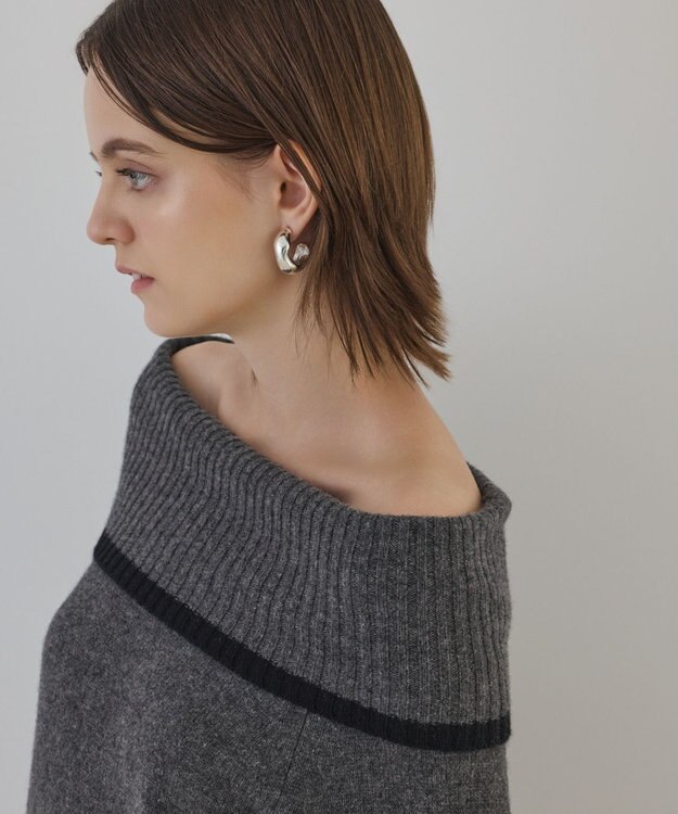 GRACE CONTINENTAL バイカラーオフショルニットワンピース グレー