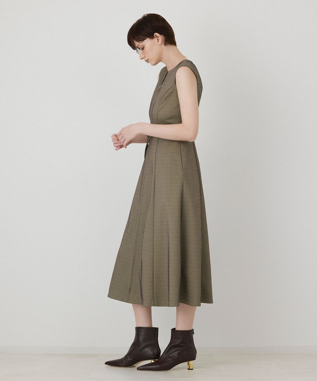 GRACE CONTINENTAL フレア切替カットワンピース ベージュ
