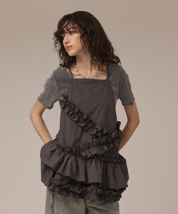 GRACE CONTINENTAL フリルキャミソール グレー