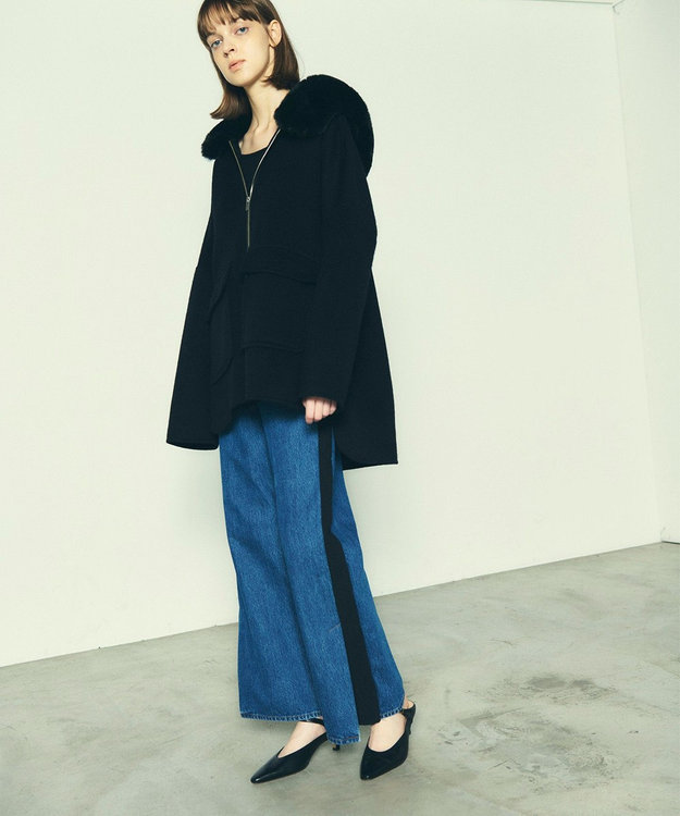 GRACE CONTINENTAL フードファーリバーポンチョ ブラック