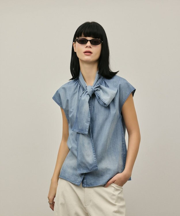 GRACE CONTINENTAL シアーデニムボウタイブラウス ブルー