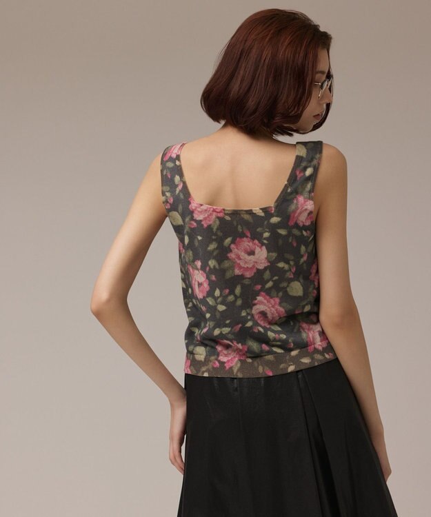 GRACE CONTINENTAL ローズプリントニットトップ ブラック