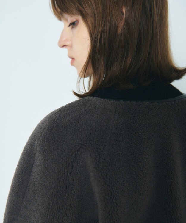 GRACE CONTINENTAL ノーカラーボアムートンコート グレー