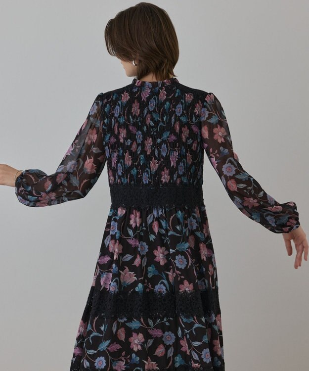 GRACE CONTINENTAL サラサプリントティアードワンピース ブラック