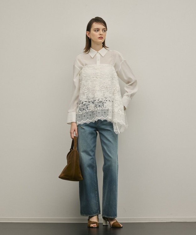 GRACE CONTINENTAL バックフレアシャツ ホワイト