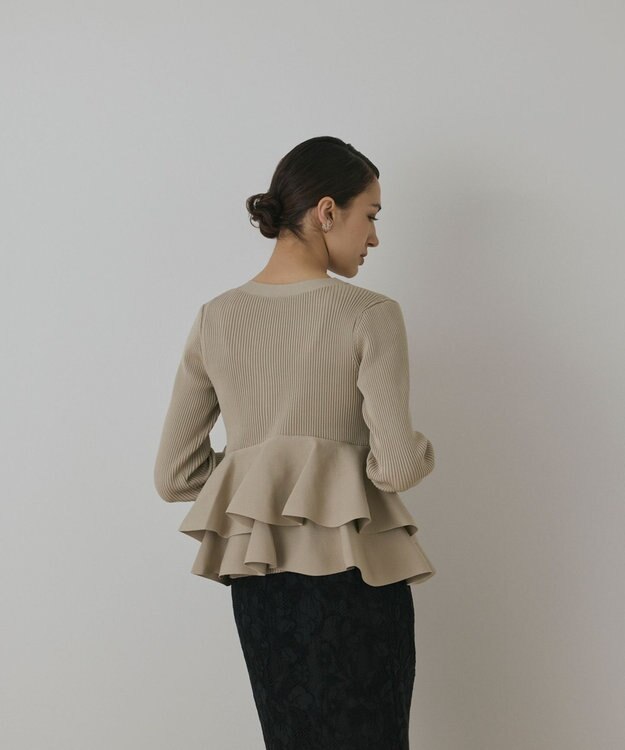 GRACE CONTINENTAL ペプラムニットカーディガン ベージュ