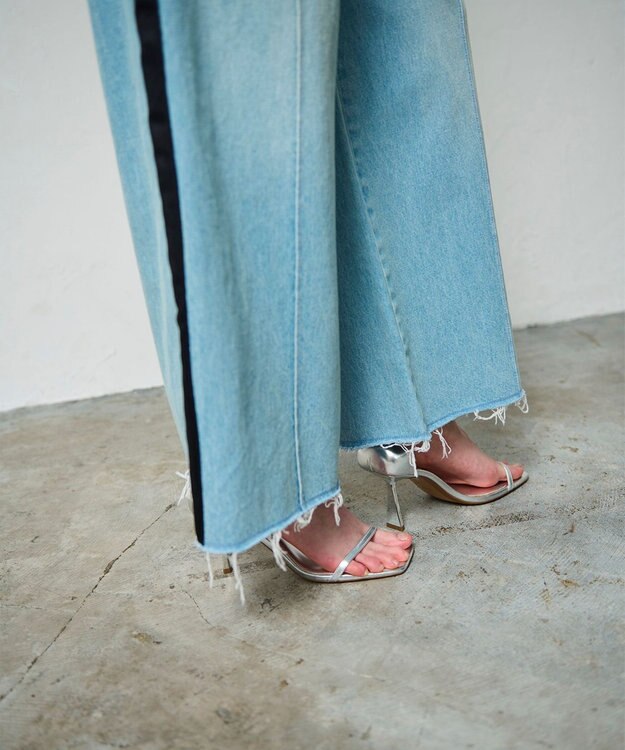 GRACE CONTINENTAL デニムワイドイージーパンツ サックス