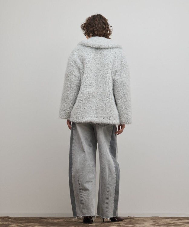 GRACE CONTINENTAL フェイクファーPコート サックス