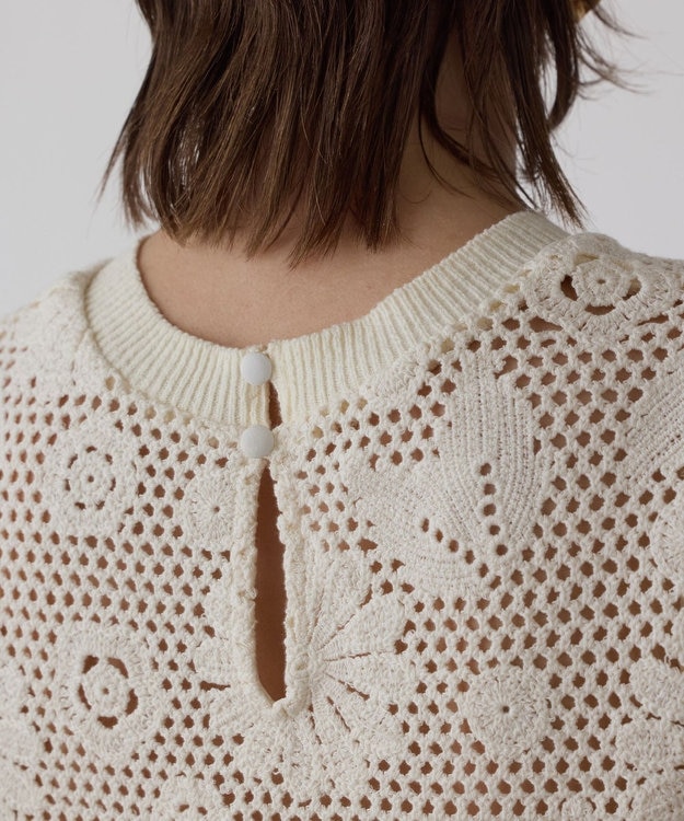 GRACE CONTINENTAL クロシュ刺繍トップ ホワイト