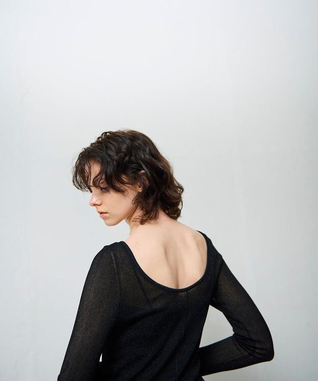 GRACE CONTINENTAL ラメシアーリブニットトップ ブラック