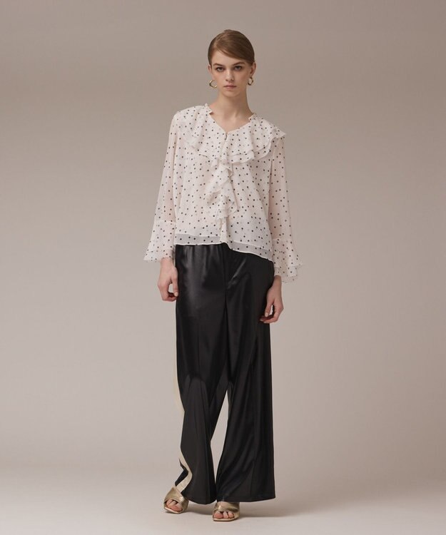 GRACE CONTINENTAL ラッフルドットトップ ホワイト