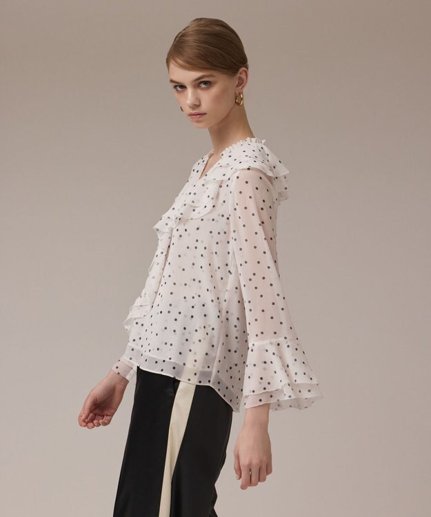 GRACE CONTINENTAL ラッフルドットトップ ホワイト