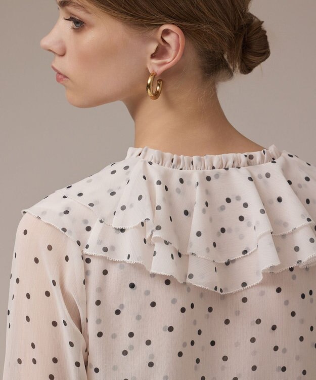 GRACE CONTINENTAL ラッフルドットトップ ホワイト