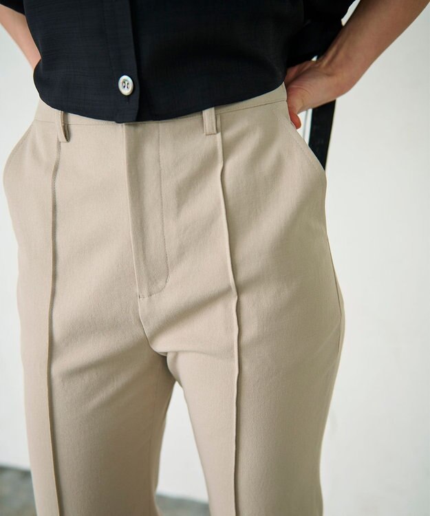 GRACE CONTINENTAL スリムフレアパンツ ベージュ