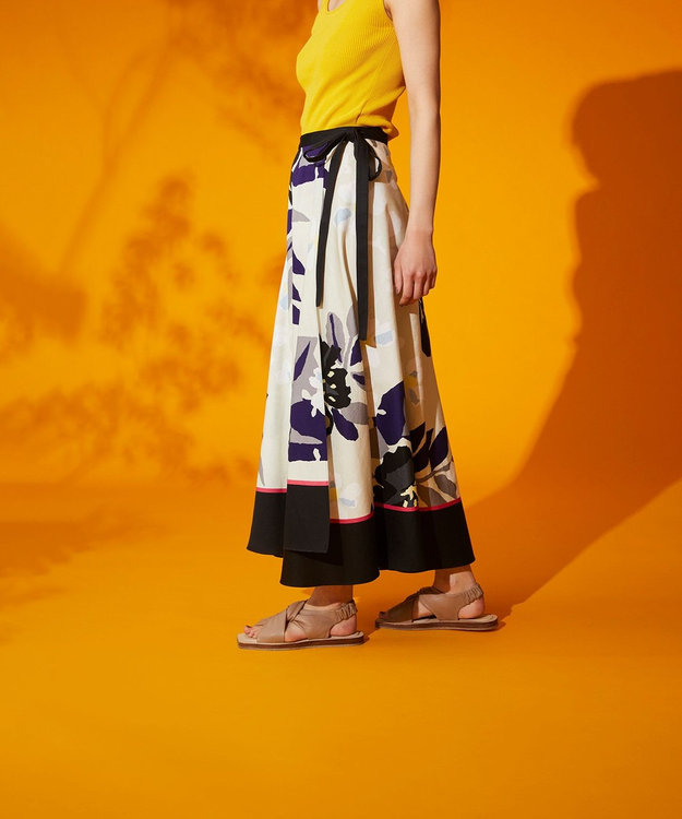 miu miu フラワープリントスカート miu miu フラワープリントスカート