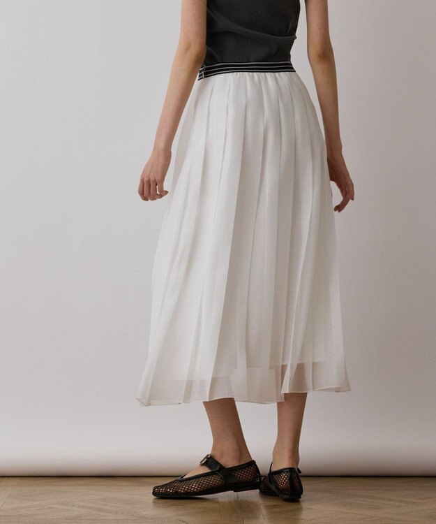 GRACE CONTINENTAL マットシアープリーツスカート ホワイト