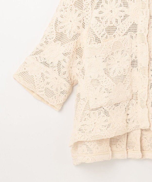 GRACE CONTINENTAL バックタックレースシャツ キナリ