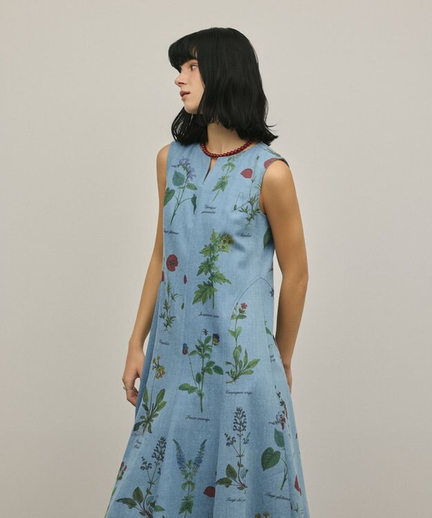 GRACE CONTINENTAL ボタニカルプリントフレアワンピース ブルー