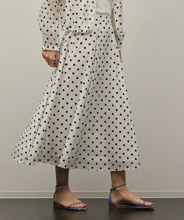 GRACE CONTINENTAL ドットフロッキータックスカート ホワイト