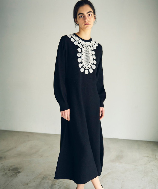 グレースコンチネンタル ワンピース　新品 エスニック刺繍ニットワンピース / GRACE CONTINENTAL | GRACE