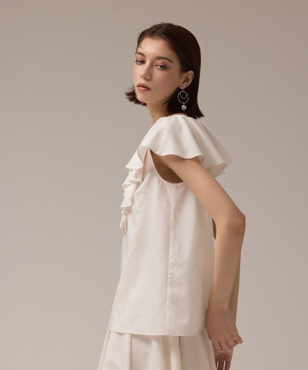 GRACE CONTINENTAL フリルカラートップ キナリ