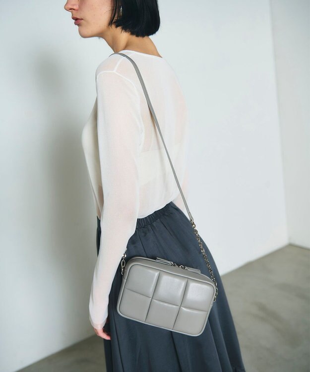 GRACE CONTINENTAL ADD CULUMN PUFF BAG グレー