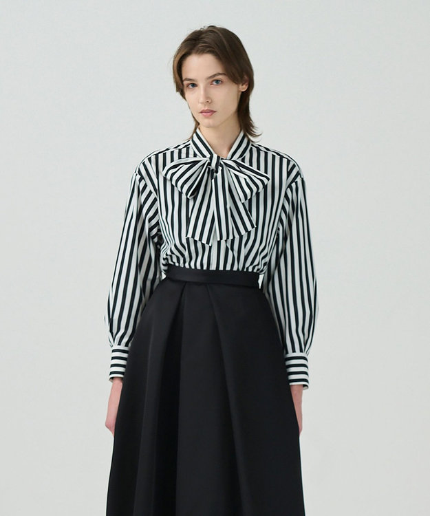 GRACE CONTINENTAL タフタストライプブラウス ブラック