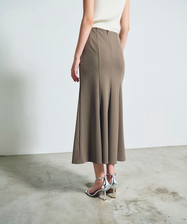 GRACE CONTINENTAL トリアセニットマーメイドスカート カーキ