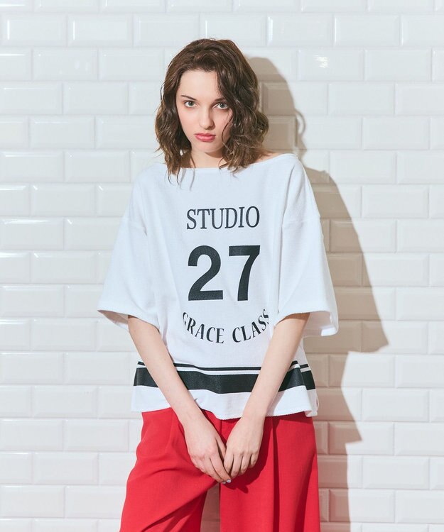 GRACE CONTINENTAL ナンバープリントループ裏毛トップ ホワイト