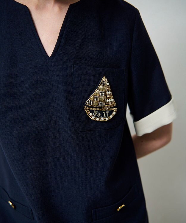 GRACE CONTINENTAL ビジューエンブレムワンピース ネイビー