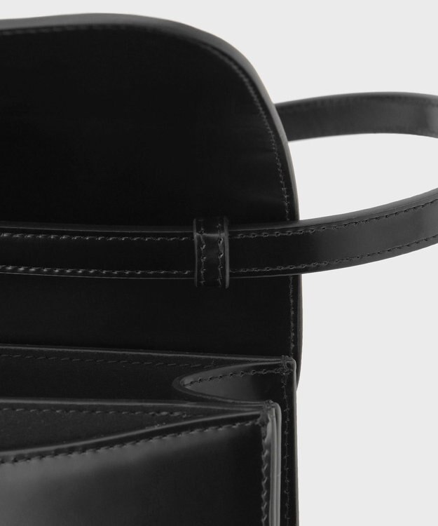 GRACE CONTINENTAL TOV COURANTE BAG ブラック