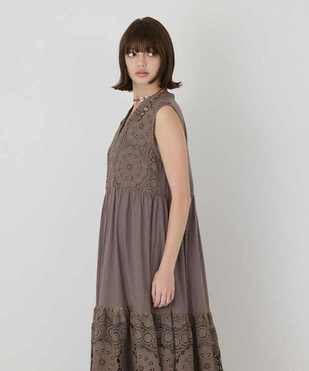 GRACE CONTINENTAL エンブロイダリーワンピース カーキ