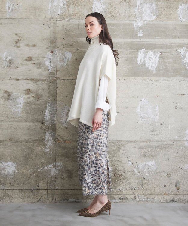 GRACE CONTINENTAL 【Arch4】 MONA ポンチョ ホワイト