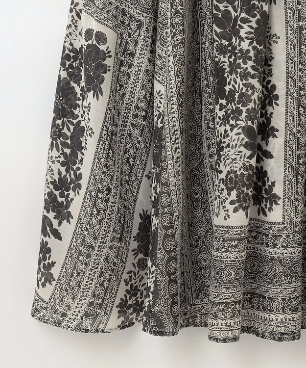 GRACE CONTINENTAL バンダナティアードスカート ブラック