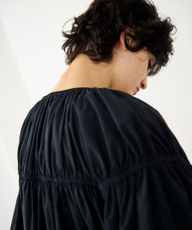 GRACE CONTINENTAL ギャザータフタブルゾン ブラック