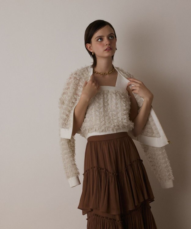 GRACE CONTINENTAL フリンジニットベアトップ ホワイト