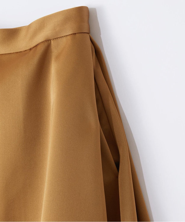GRACE CONTINENTAL ボリュームサテンタックスカート キャメル
