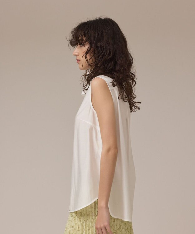 GRACE CONTINENTAL マルチフリルノースリーブブラウス ホワイト