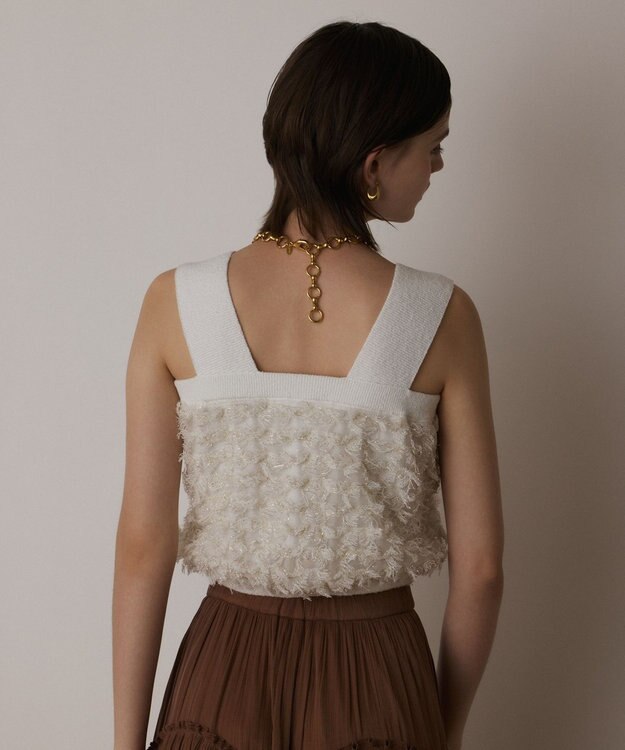 GRACE CONTINENTAL フリンジニットベアトップ ホワイト