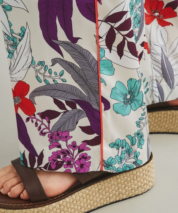 GRACE CONTINENTAL ボタニカルプリントワイドパンツ ベージュ